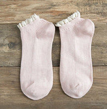 Load image into Gallery viewer, Soft Socks with Lace